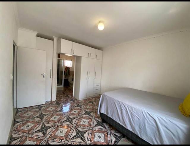 3 BEDROOM PROPERTY TO RENT IN NEWLANDS WEST